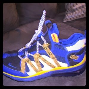 Nike Air Max 270 Bowfin.